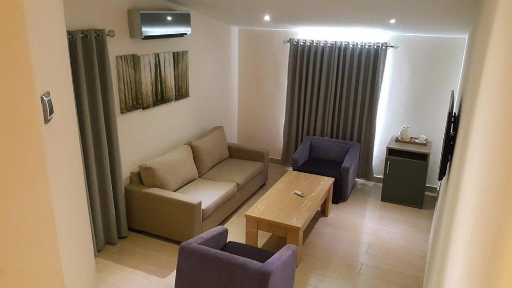 Scarlet Lodge 拉各斯 外观 照片